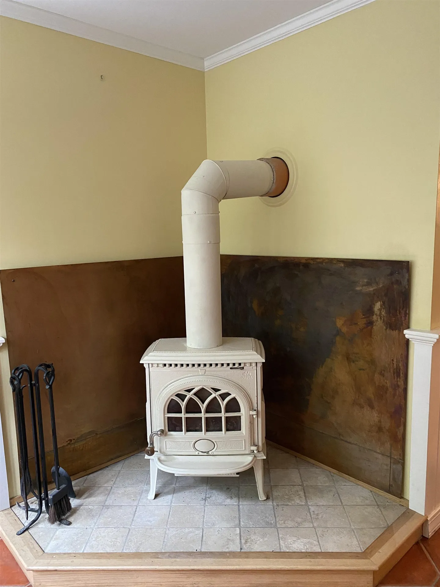 655 James Road Weybridge VT 05753