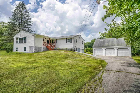 11 Donna Street Chester NH 03036
