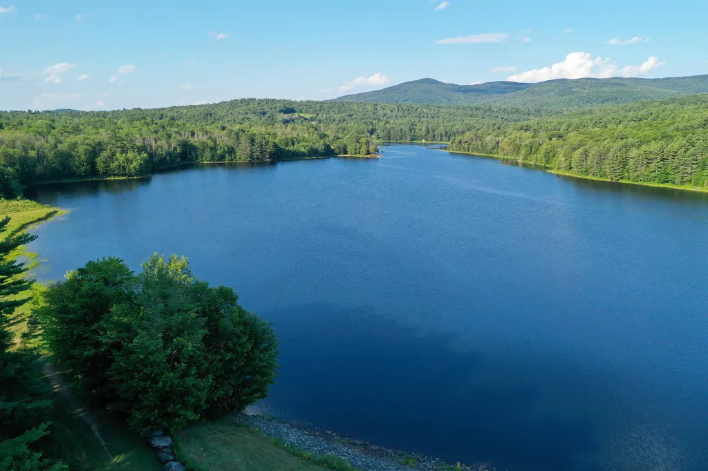 579 Center Road Goshen NH 03752