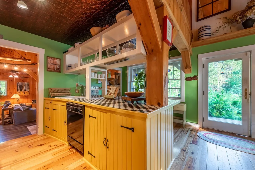 579 Center Road Goshen NH 03752