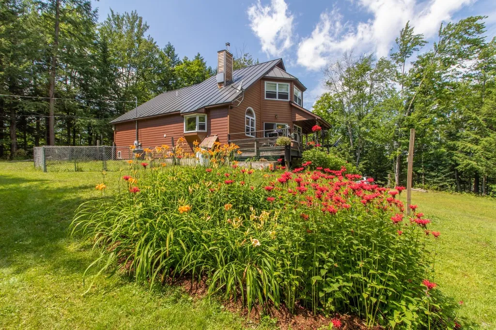 1651 East Albany Road Barton VT 05822