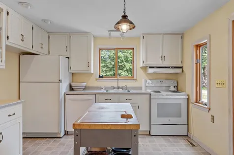 170 Old Richmond Road Swanzey NH 03446