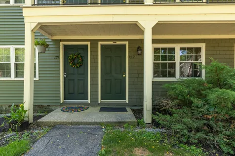 122 Cricket Brook Dover NH 03820
