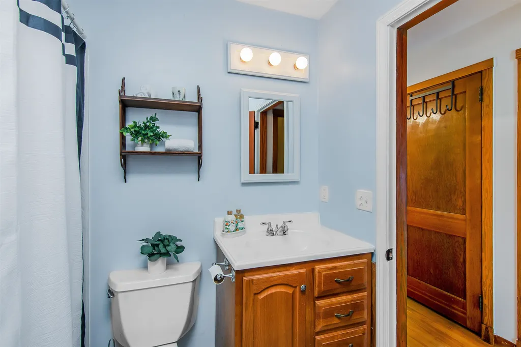 18 Leonard Street Burlington VT 05408