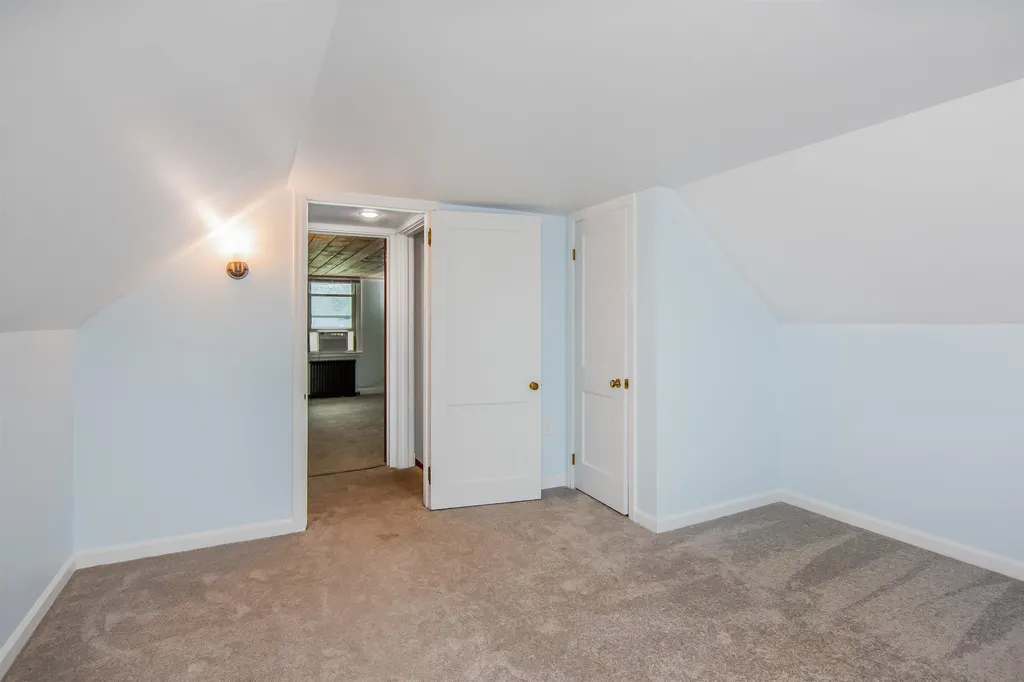 18 Leonard Street Burlington VT 05408