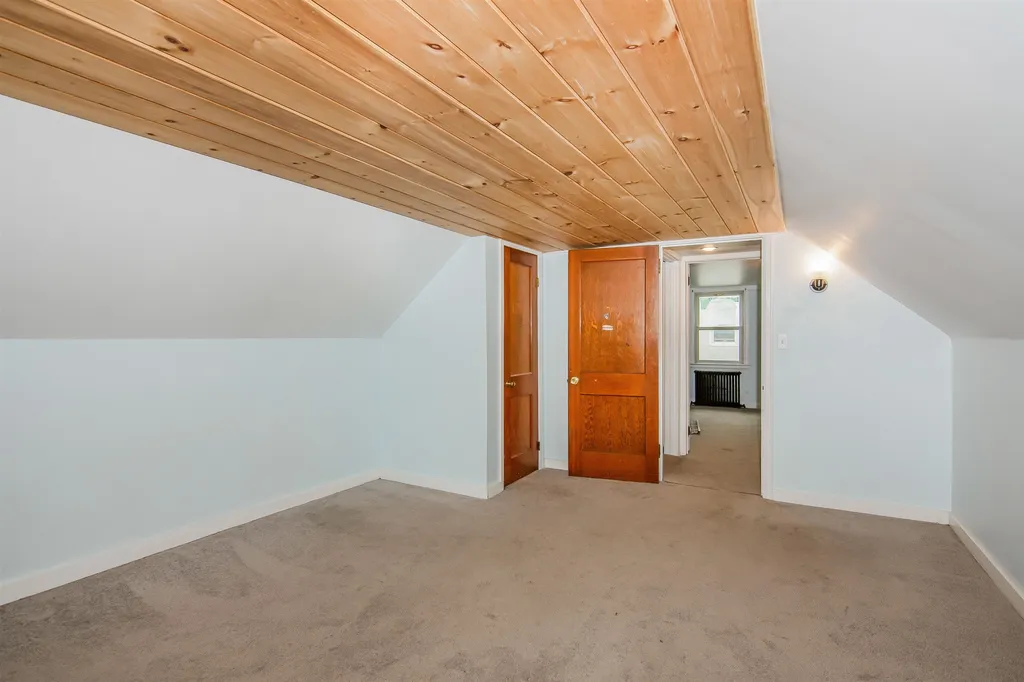 18 Leonard Street Burlington VT 05408