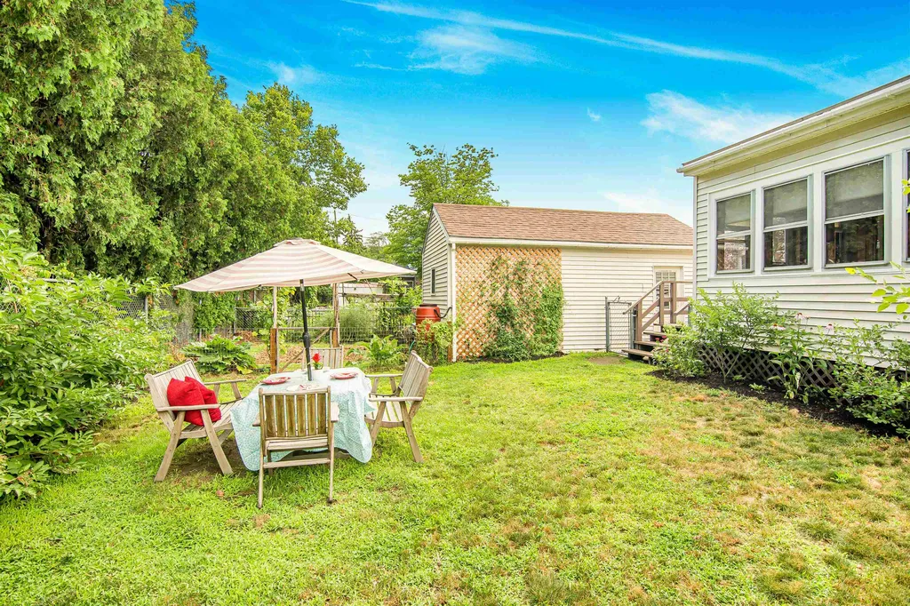 18 Leonard Street Burlington VT 05408