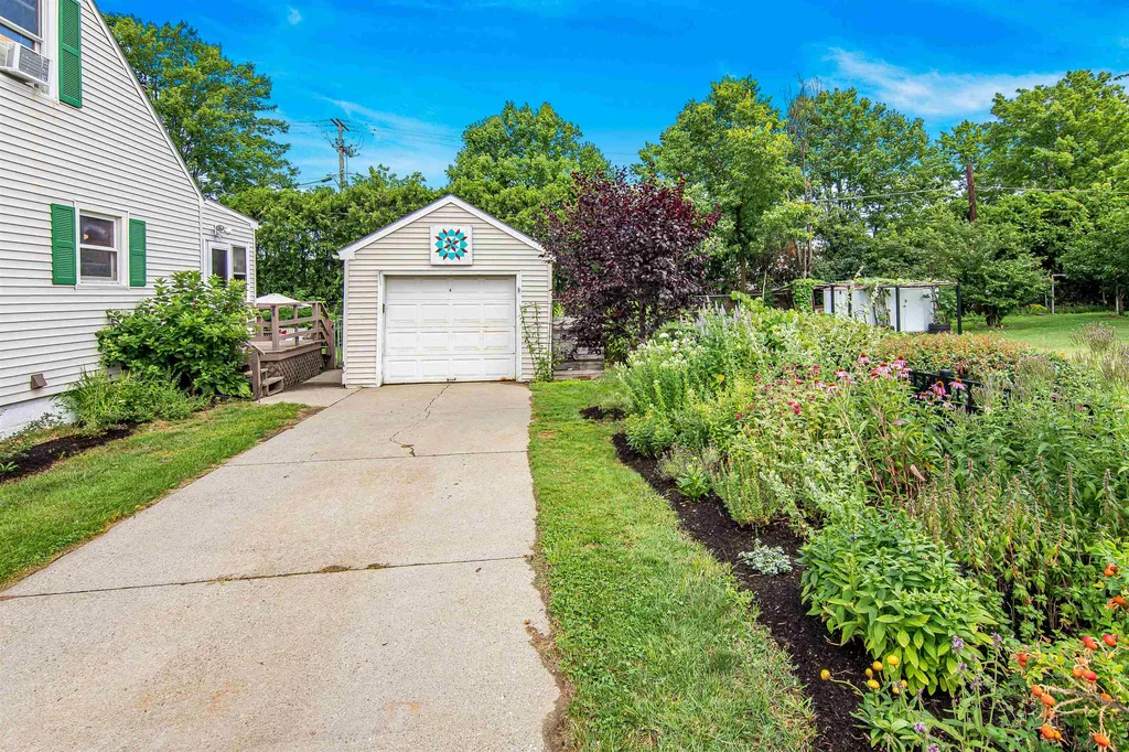 18 Leonard Street Burlington VT 05408
