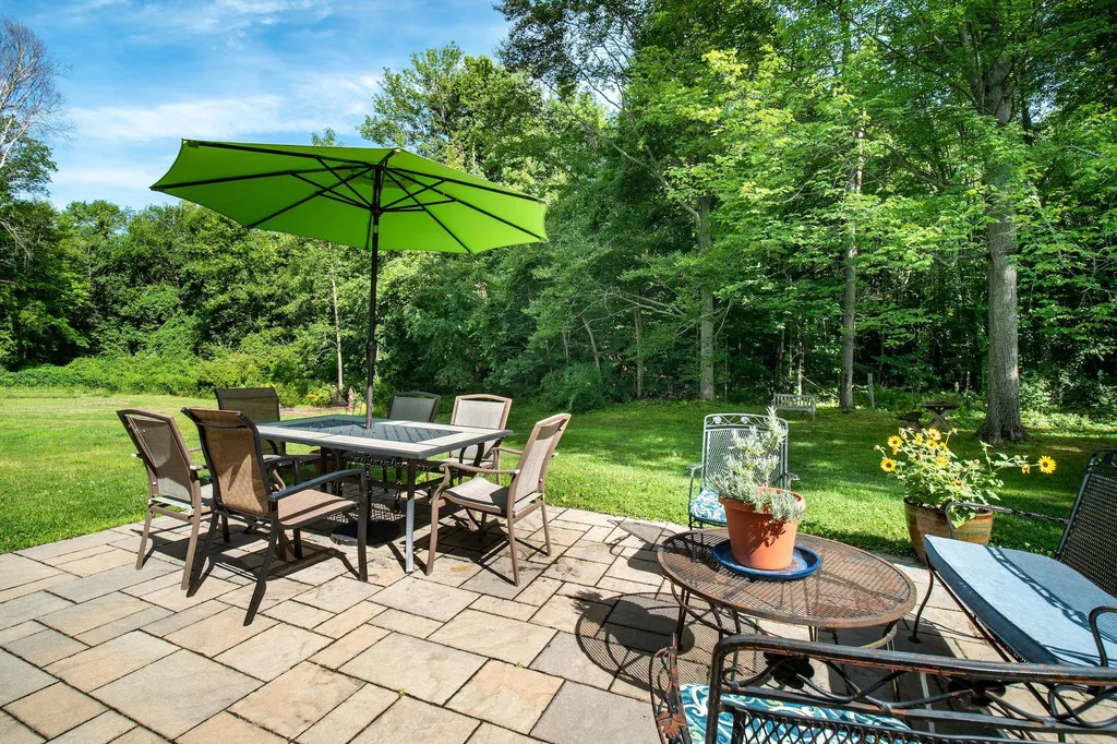 435 Longmeadow Drive Shelburne VT 05482
