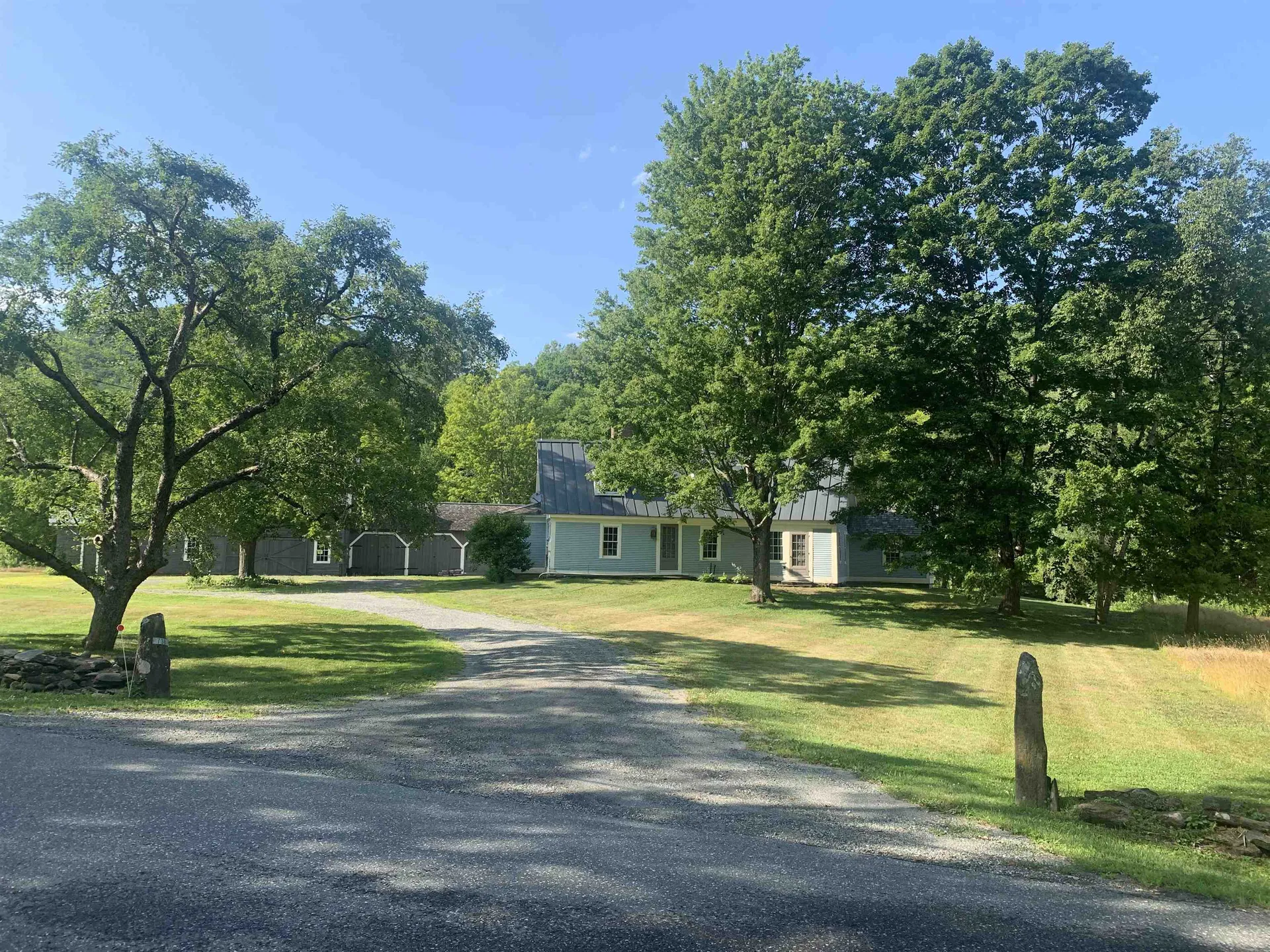 738 Stage Road Pomfret VT 05067