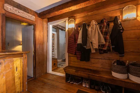 738 Stage Road Pomfret VT 05067