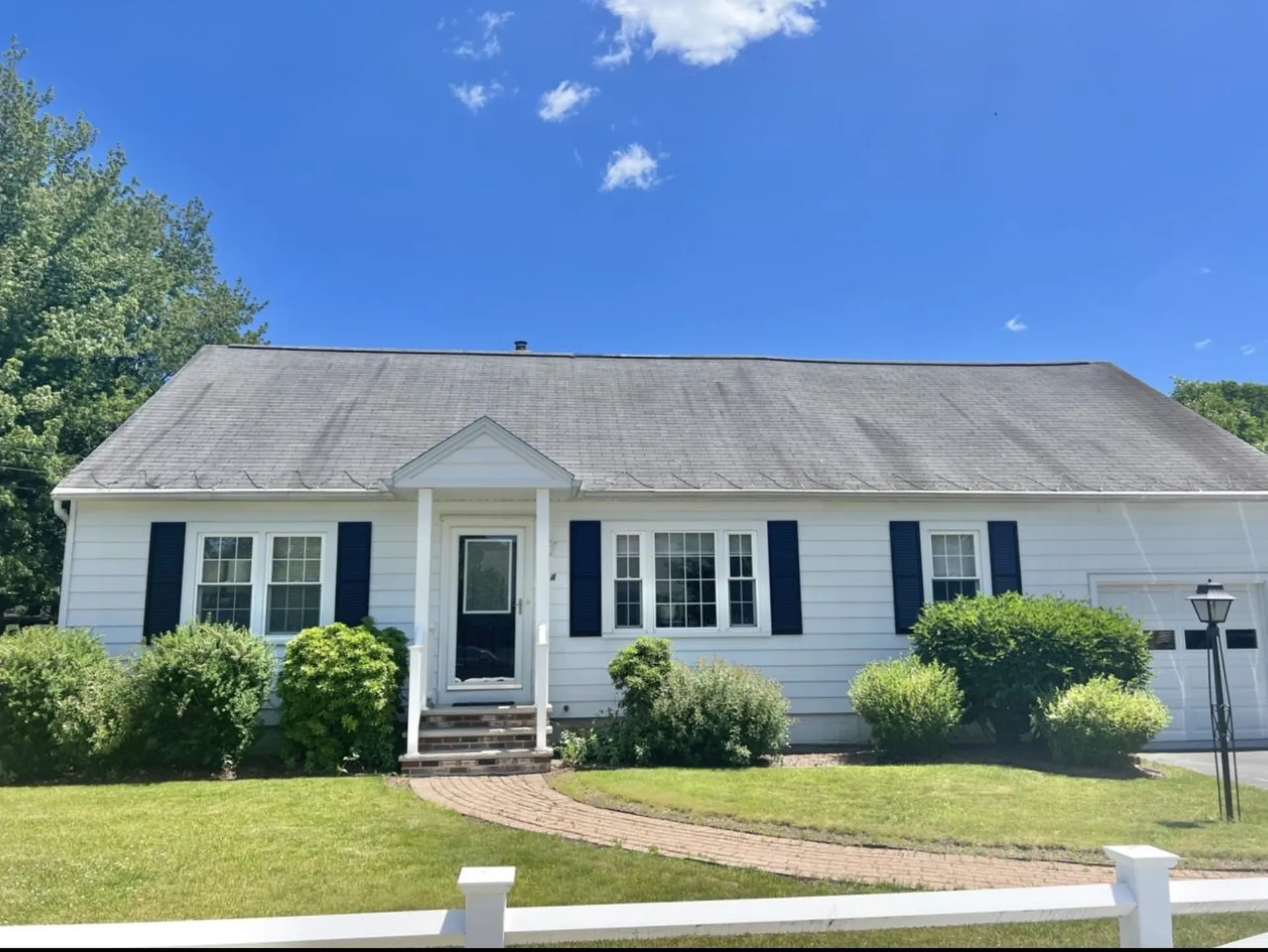 14 Victor Avenue Nashua NH 03060