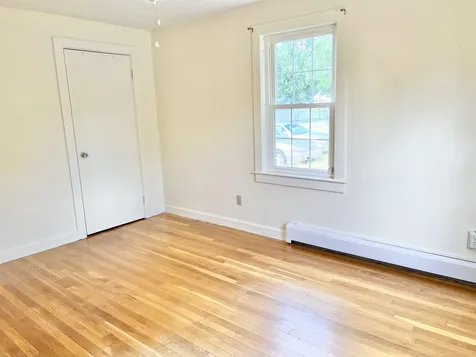 14 Victor Avenue Nashua NH 03060