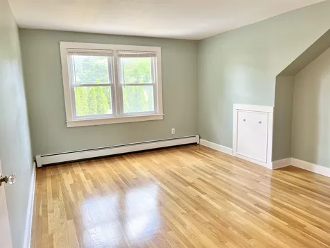 14 Victor Avenue Nashua NH 03060