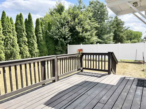 14 Victor Avenue Nashua NH 03060