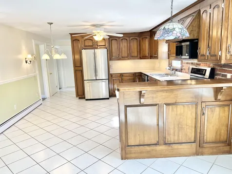 14 Victor Avenue Nashua NH 03060