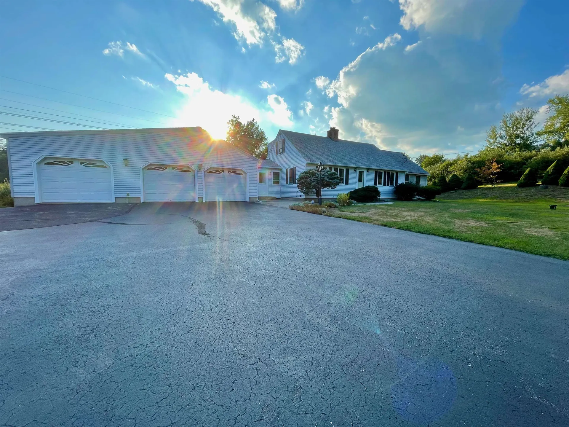 228 Daniel Plummer Road Goffstown NH 03045