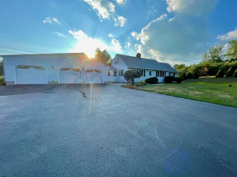 228 Daniel Plummer Road Goffstown NH 03045