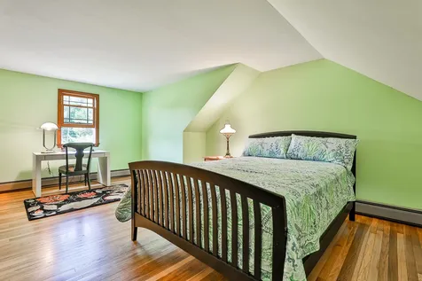 228 Daniel Plummer Road Goffstown NH 03045