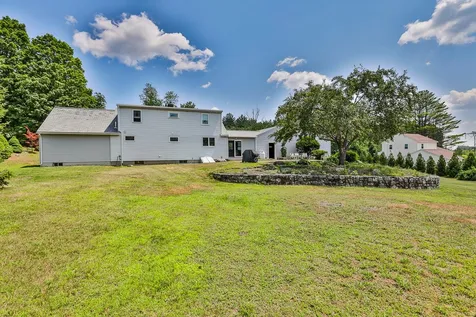 228 Daniel Plummer Road Goffstown NH 03045