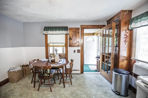 10 Elmhurst Avenue Manchester NH 03103