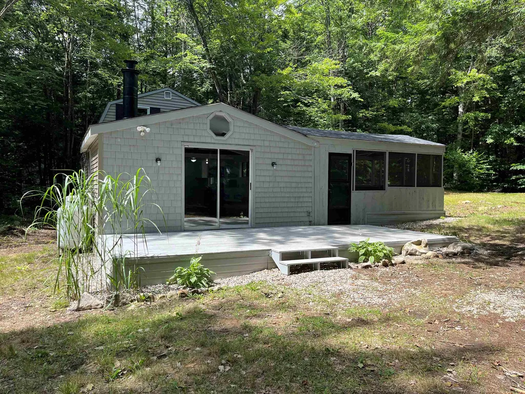 22 Rainbow Drive Ossipee NH 03864