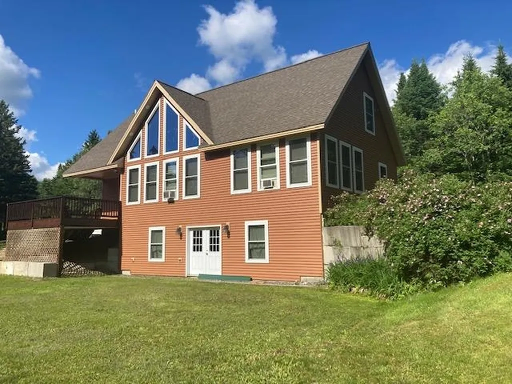 104 Hill Road Pittsburg NH 03592