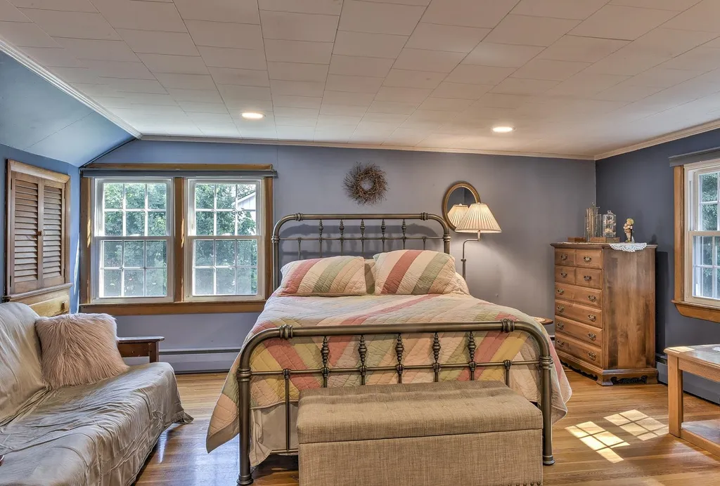 18 Olivo Road Keene NH 03431