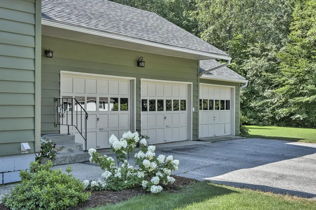 18 Olivo Road Keene NH 03431