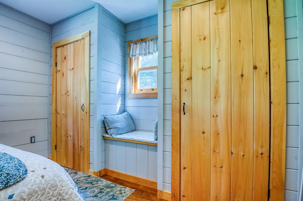 34 Elm Street Ossipee NH 03864