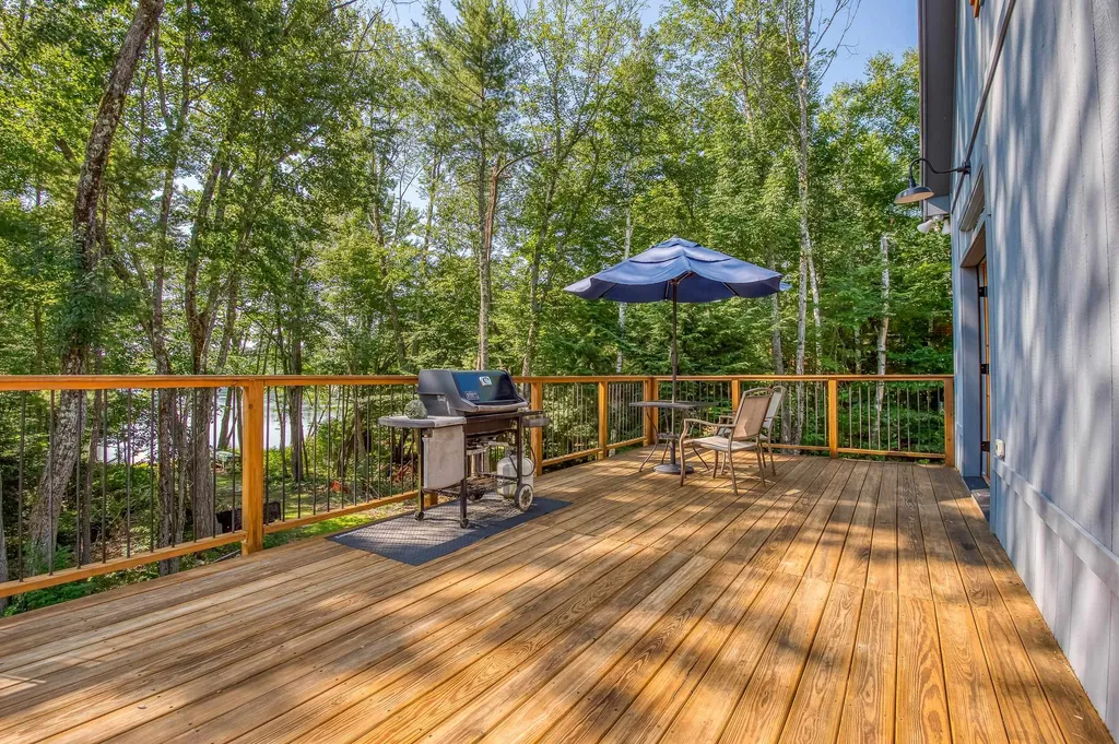 34 Elm Street Ossipee NH 03864