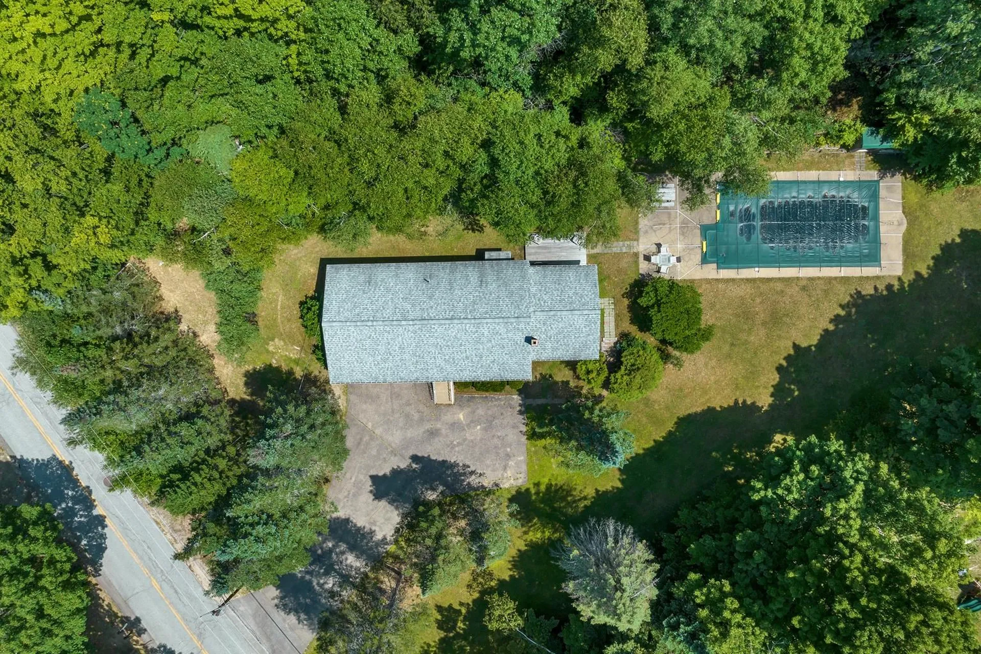 10 Reservoir Road Meredith NH 03253