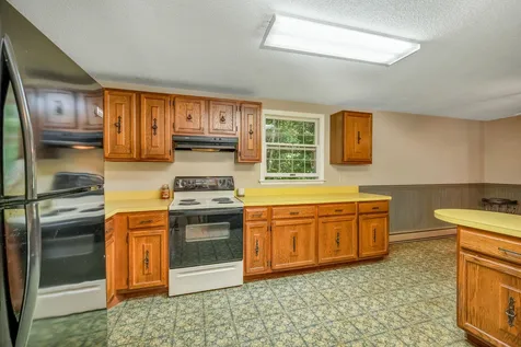 10 Reservoir Road Meredith NH 03253