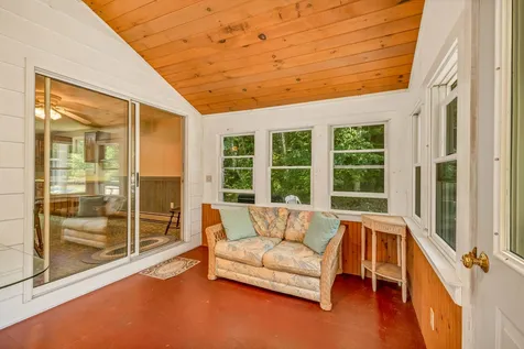 10 Reservoir Road Meredith NH 03253