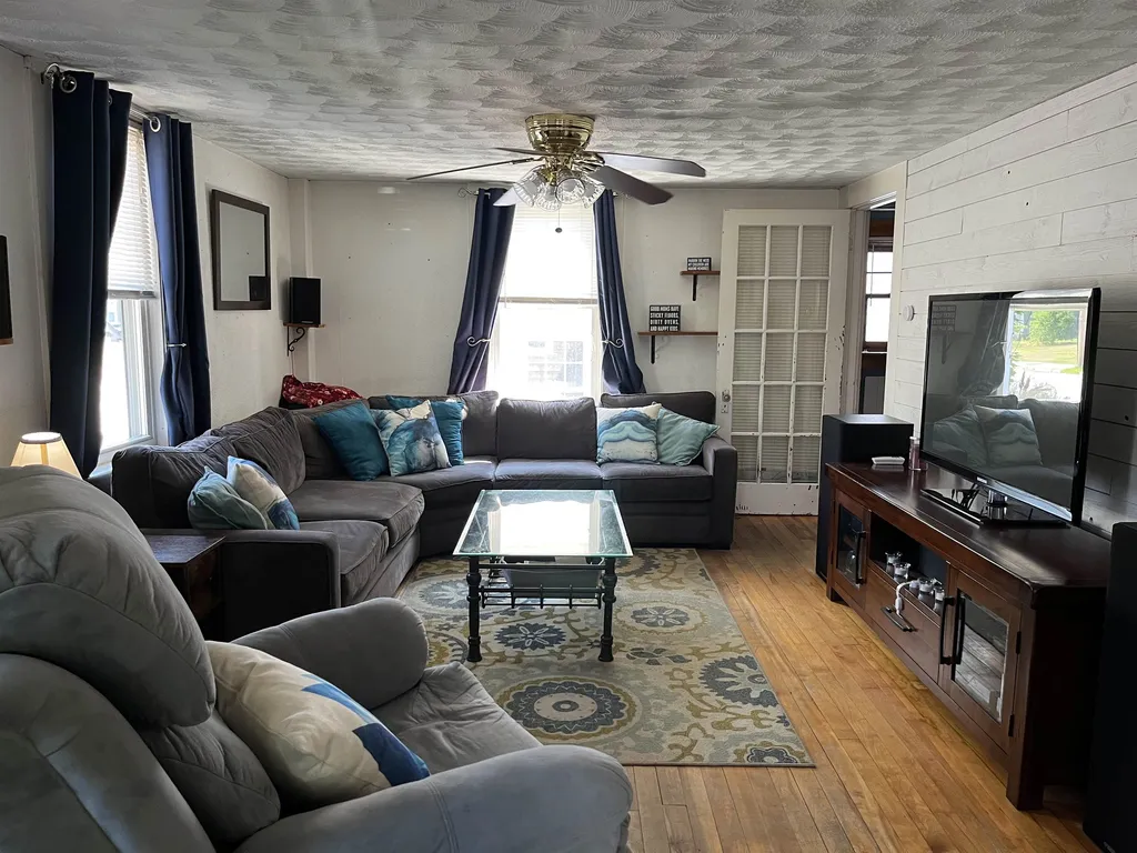 101 Glass Street Pembroke NH 03275