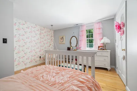 44 Old Manchester Road Amherst NH 03031