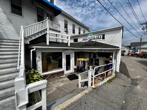 2 South Main Street Wolfeboro NH 03894
