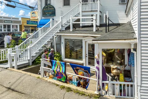 2 South Main Street Wolfeboro NH 03894