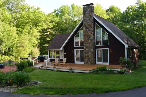 161 Waukewan Street Meredith NH 03253