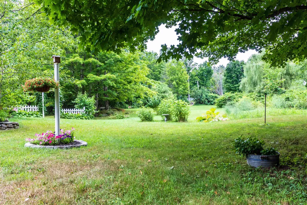 368 Second Crown Point Road Barrington NH 03825
