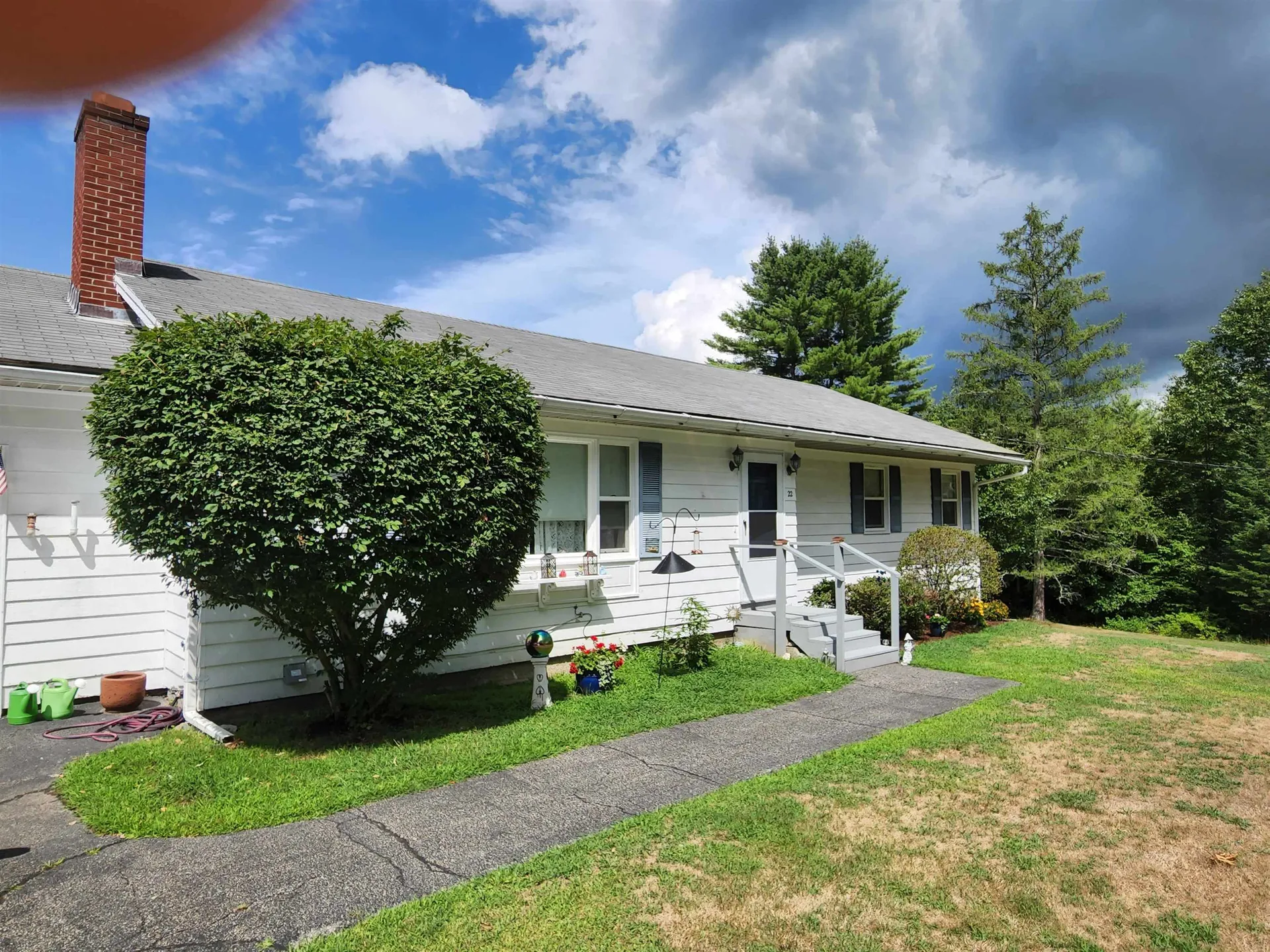 22 Elaine Street Newport NH 03773