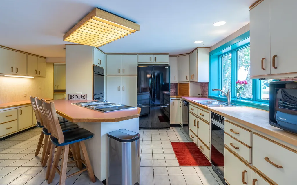 125 Wentworth Road Rye NH 03870