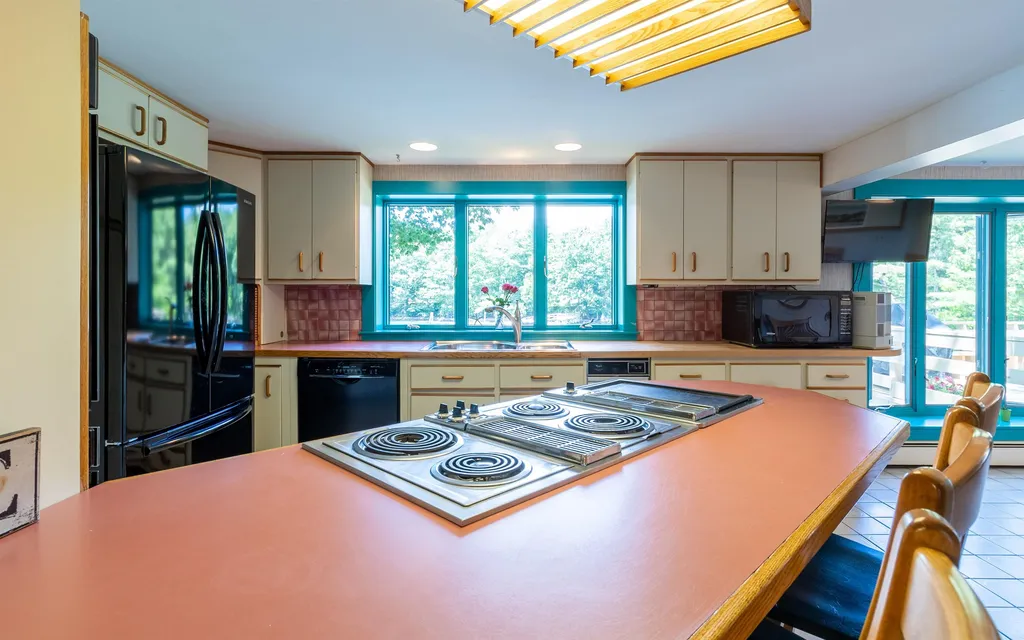 125 Wentworth Road Rye NH 03870
