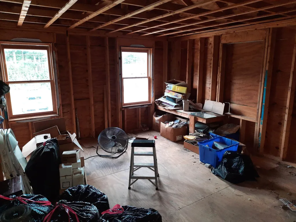 1 Cedar Street Hudson NH 03051