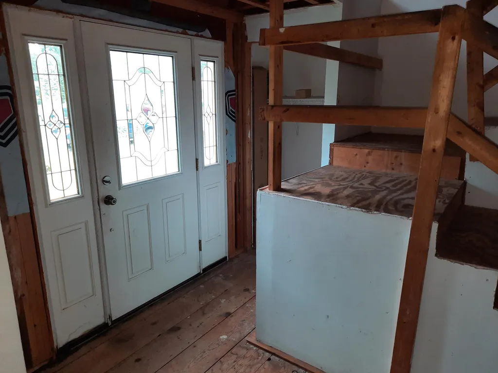 1 Cedar Street Hudson NH 03051