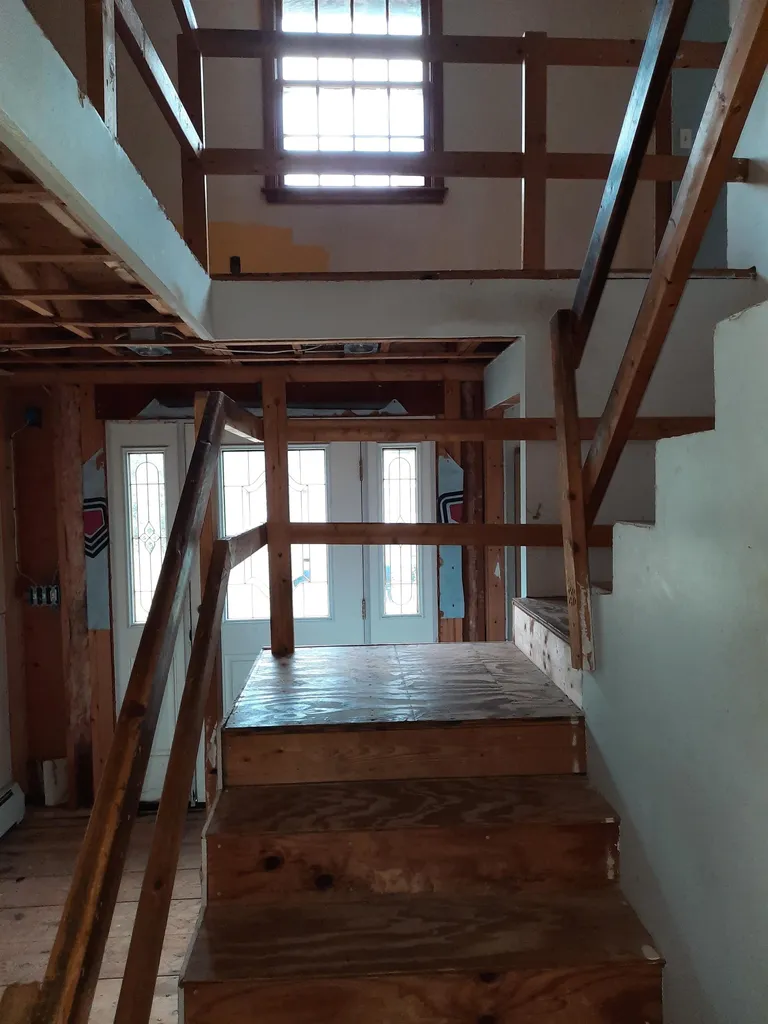 1 Cedar Street Hudson NH 03051
