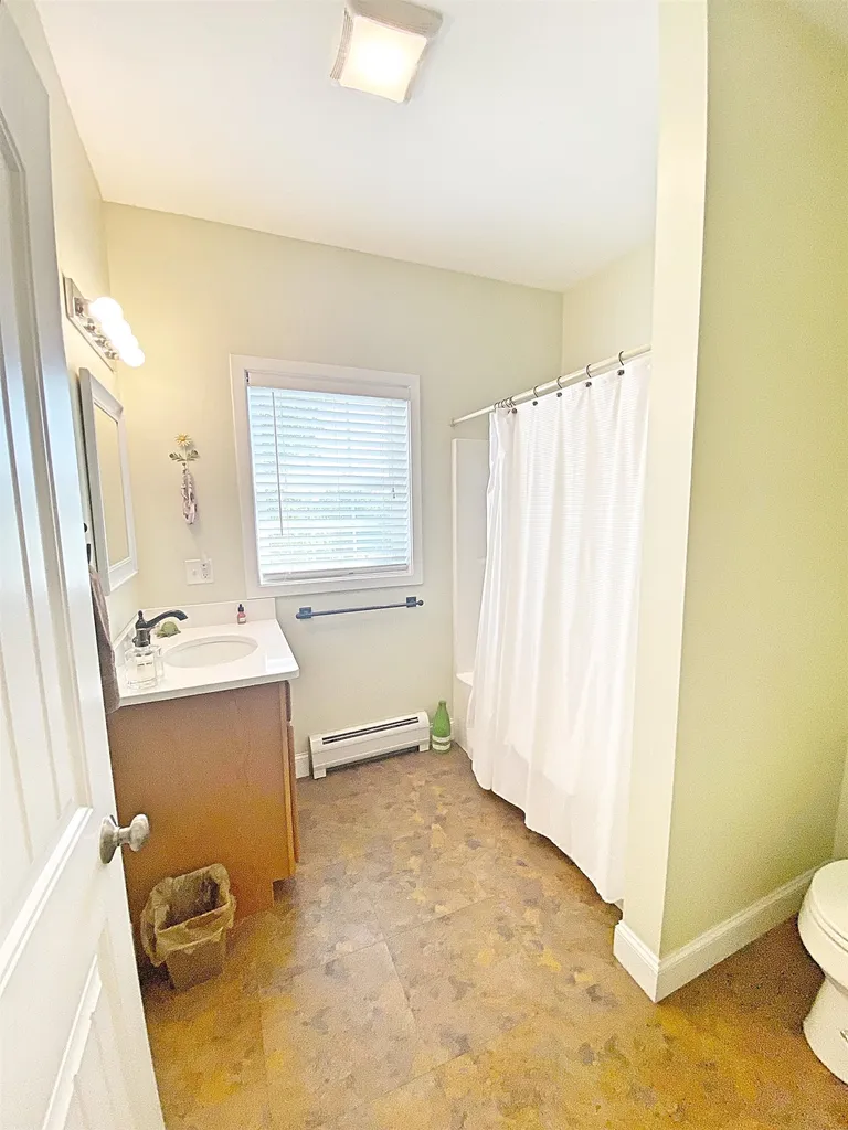 17 Memory Lane Laconia NH 03246