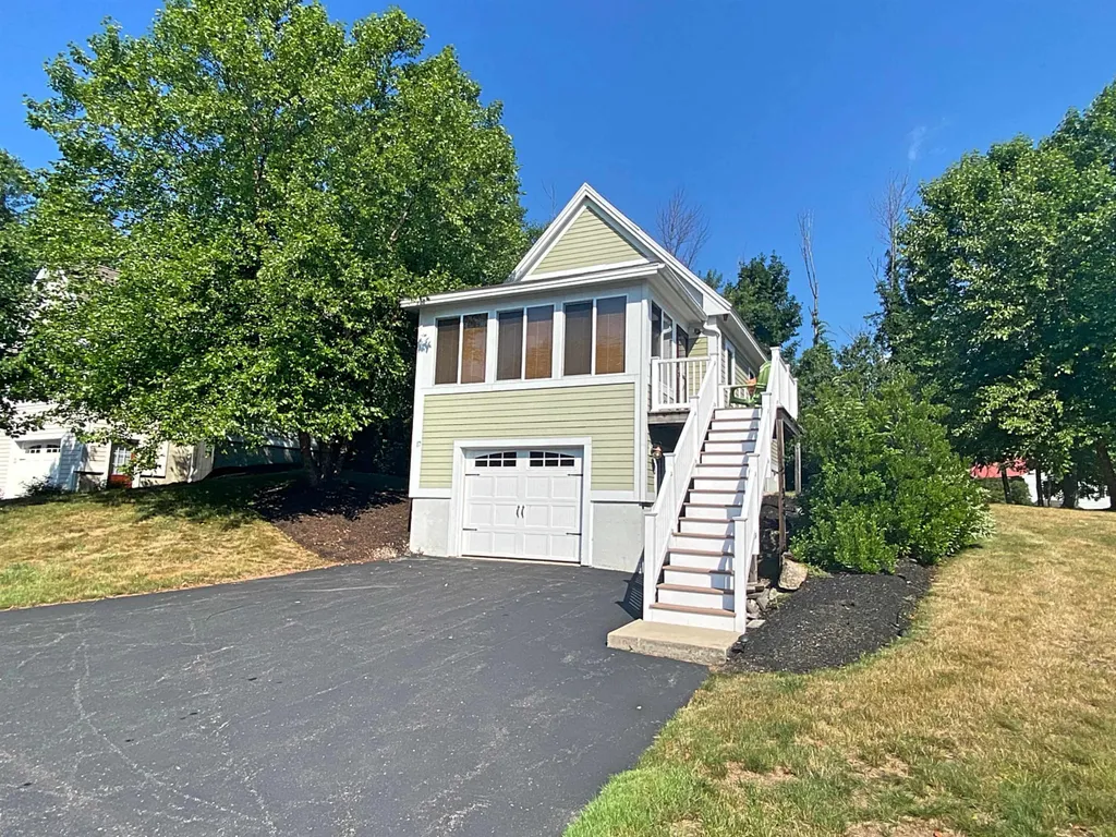 17 Memory Lane Laconia NH 03246