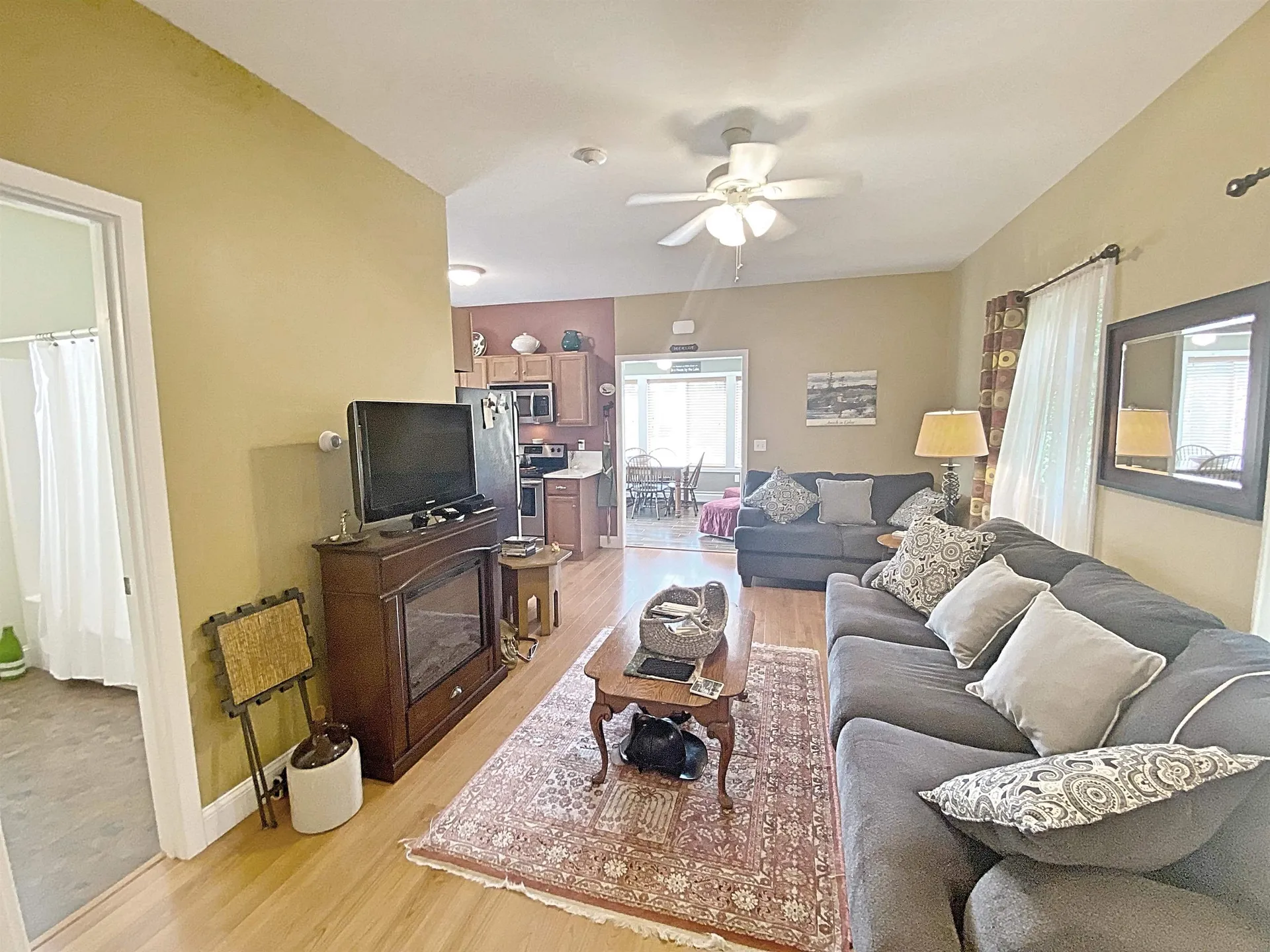 17 Memory Lane Laconia NH 03246