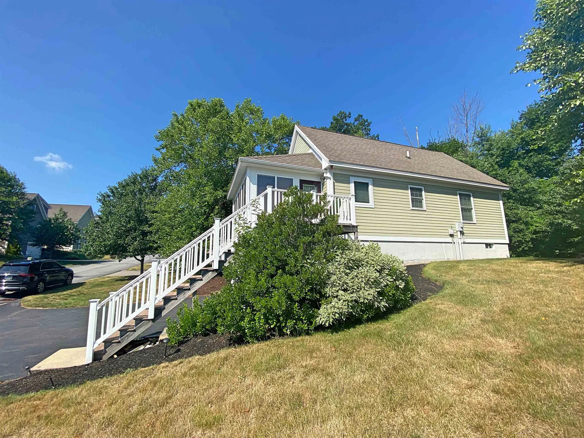 17 Memory Lane Laconia NH 03246